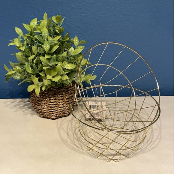 Essentials Gold Round Baskets (2) New With Tags - Picture 2 of 4